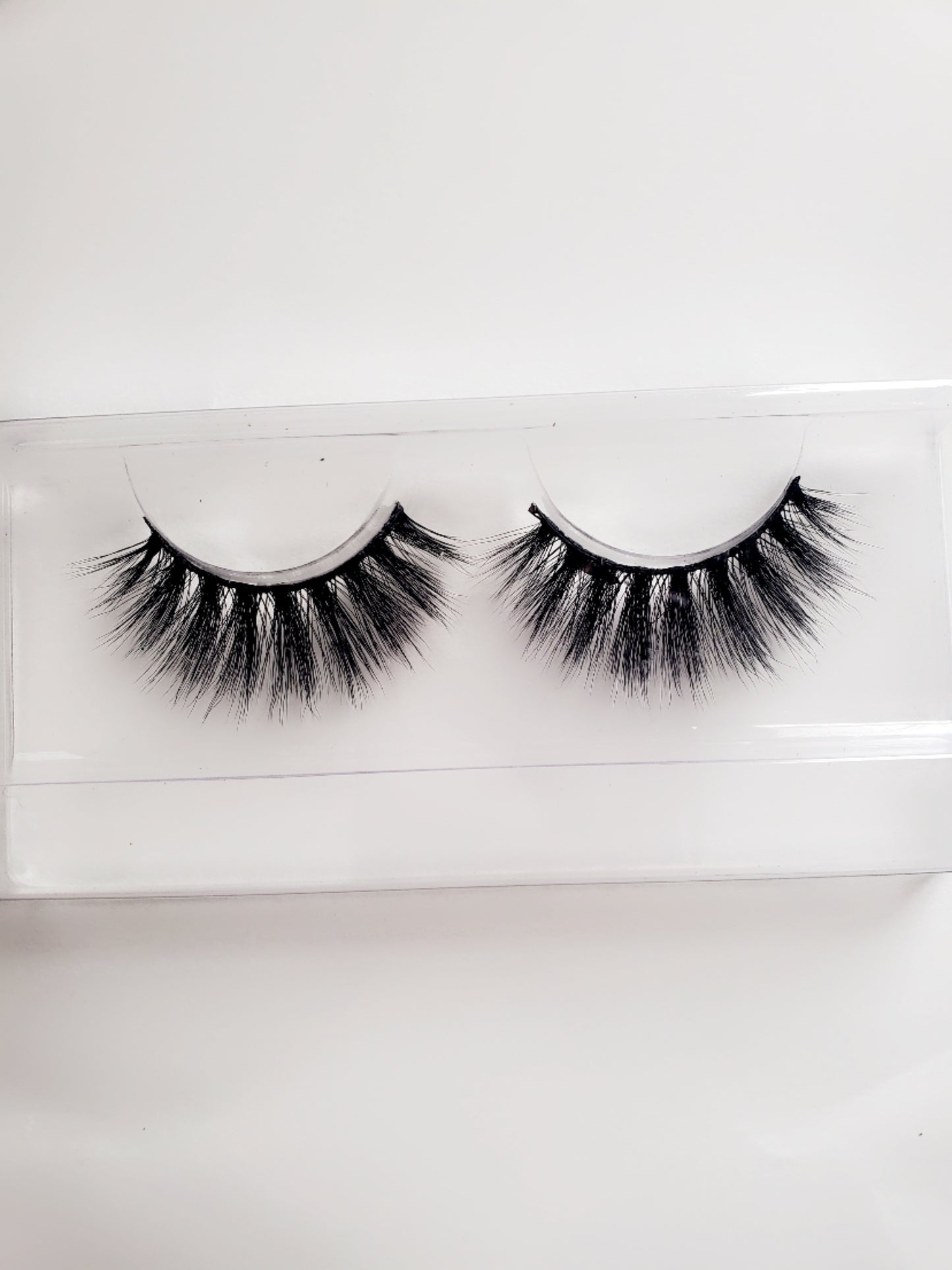 Eyelashes D634 - J.Minks Cosmetics